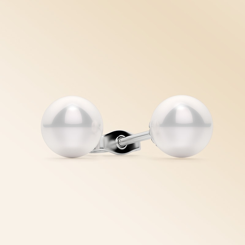 Pearl studs