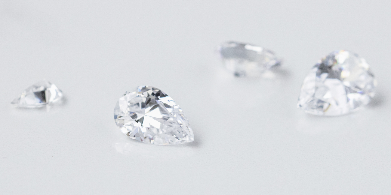 loos pear shaped diamonds